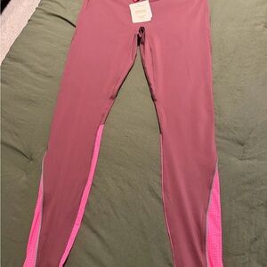 FABLETICS Stride 9 high waisted Leggings NWT large